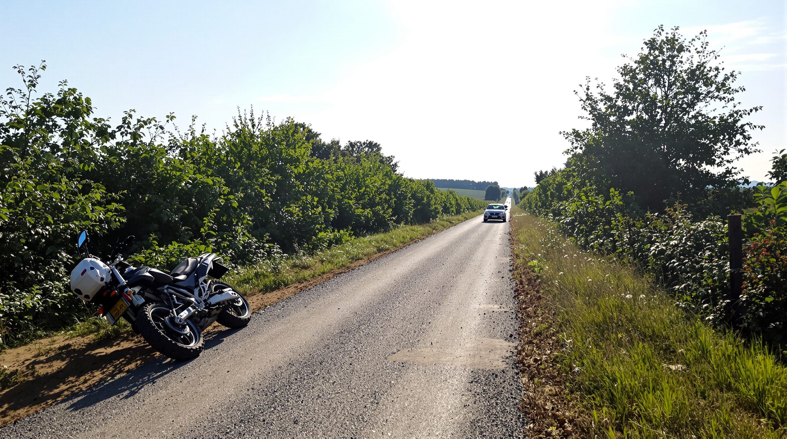 motocross-abandonnee-chemin