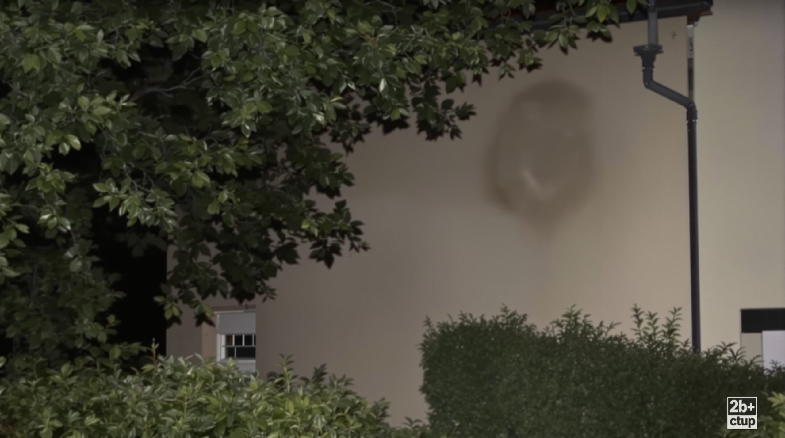 maison_impactée_nuit_calme