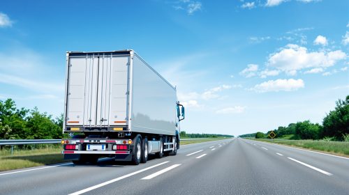 camion-securite-autoroute