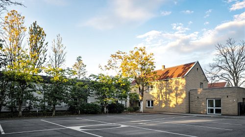 ecole_maternelle_cour_empty