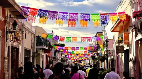 rue_mexicaine_festive