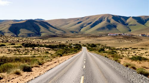 campagnerurale_algérienne_bordant_route