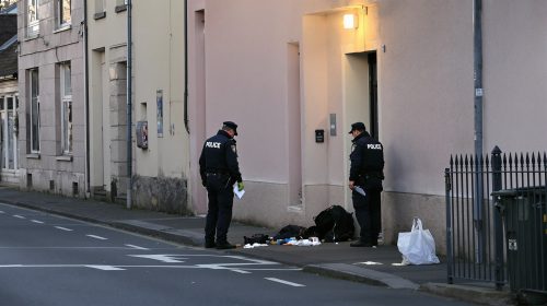 intervention_policiere_rue_eclairée