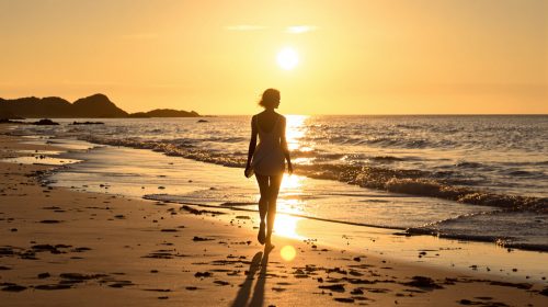 plage-bretagne-matin-silhouette