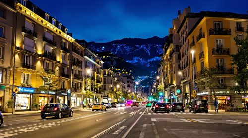 rue_urbaine_nuit_claire