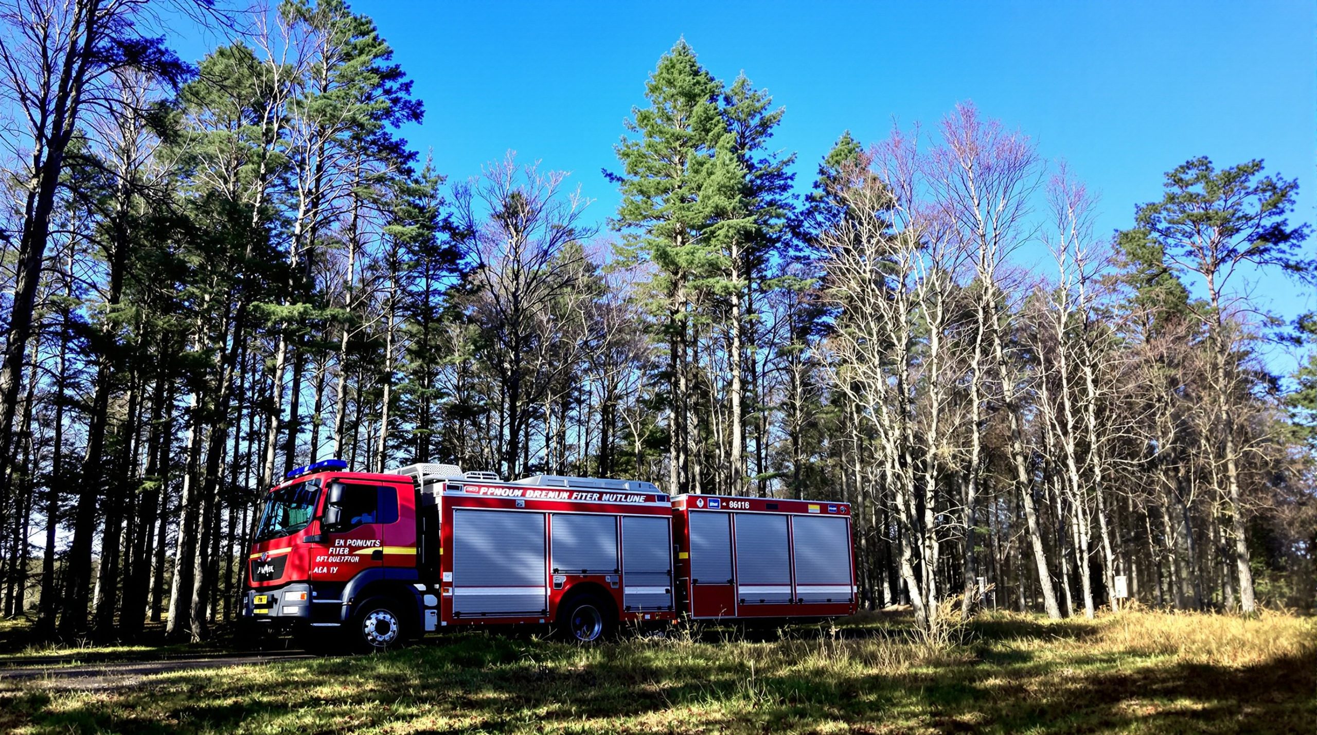 camion-pompier-foret