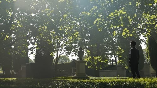 cimetière_urne_silhouette