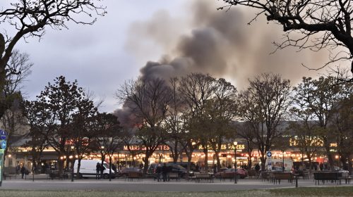 marche_enfants_rouges_incendie_scene