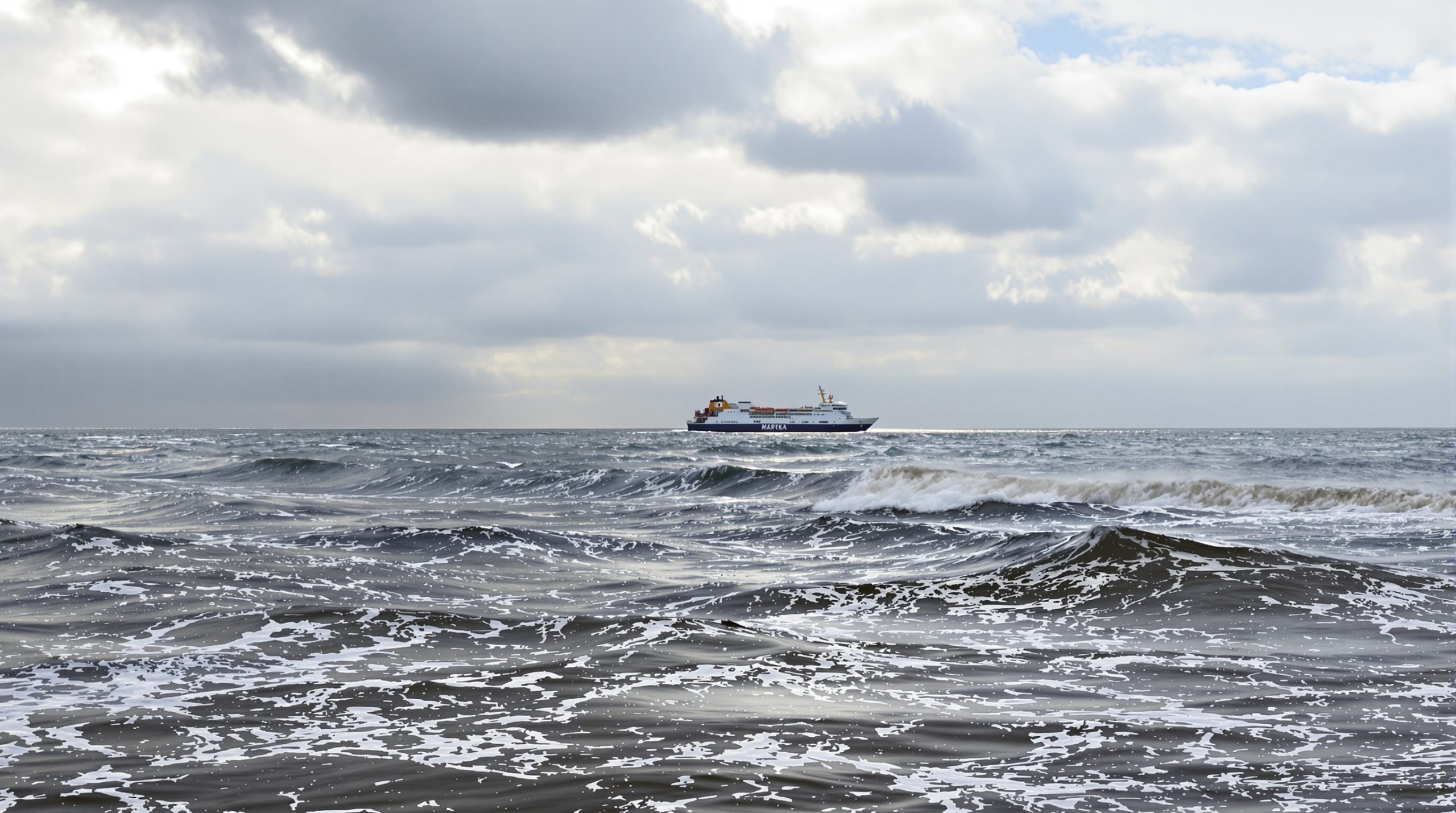 mer_egée_orage_rivage_ferry