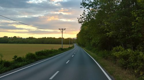 route_campagne_crepuscule