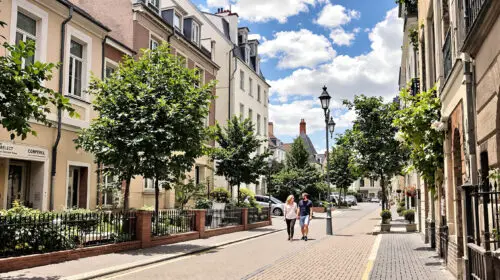 rue_tranquille_parisienne
