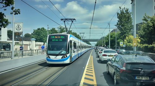 Tramway_embouteillage_Port_Marianne